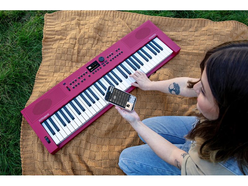 Roland Keyboard GO:KEYS 3 Rot Keyboard mit 61 anschlagsdynamischen Tasten und Zen-Core Engine