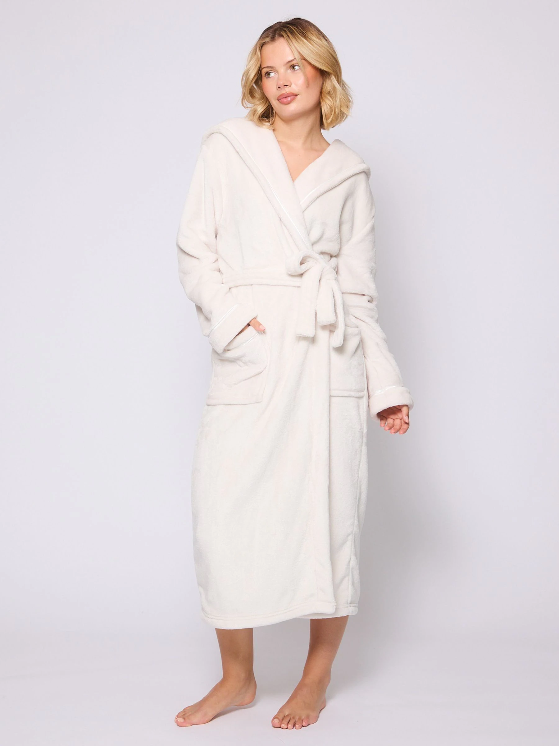 Crème - Loungeable Christmas Ribbon Trim Luxury Fleece Hooded Maxi Robe