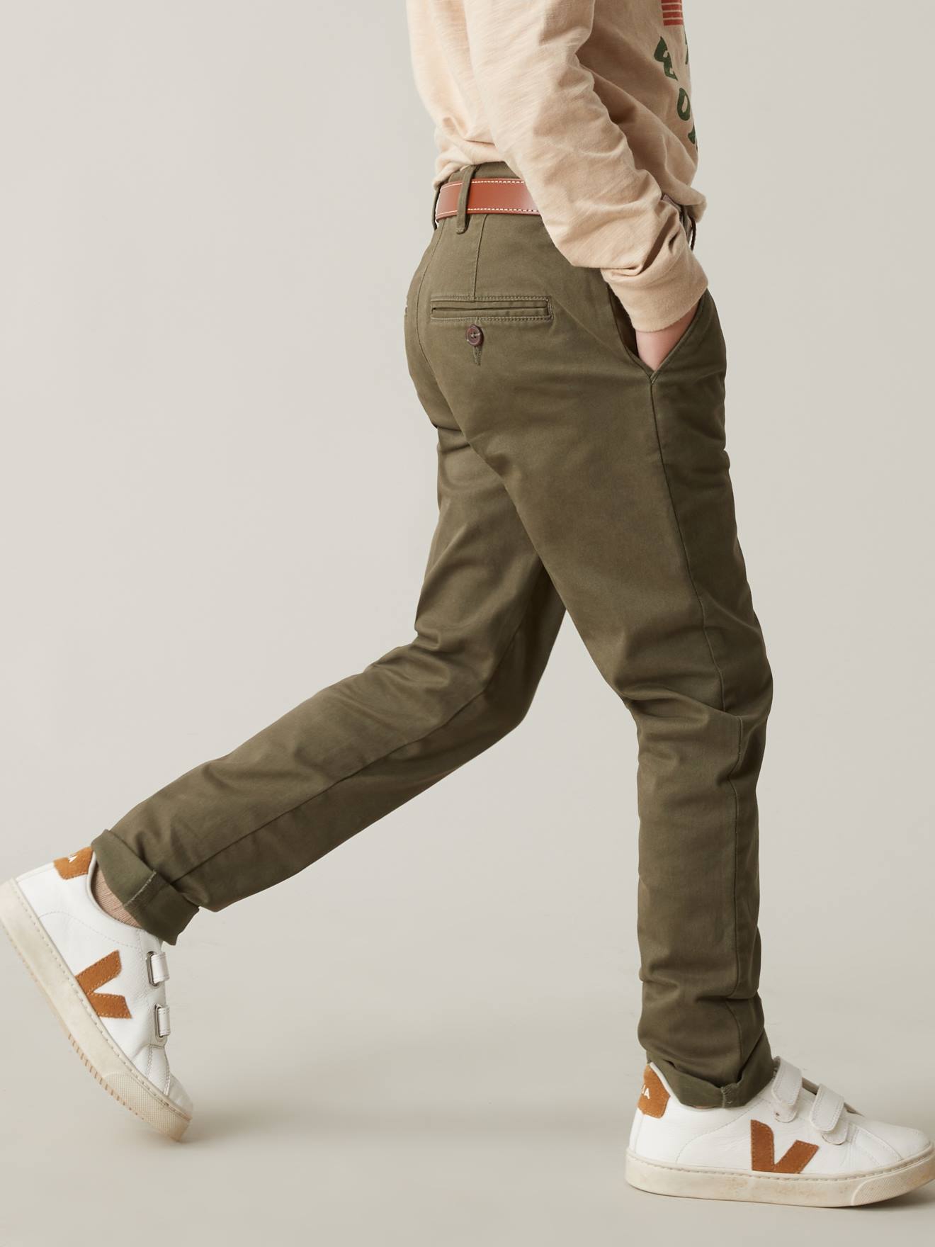 Calças estilo chino para meninos