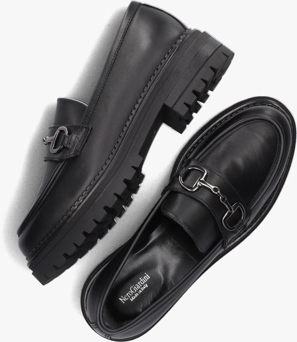 NERO GIARDINI zwarte nero giardini loafers 17715