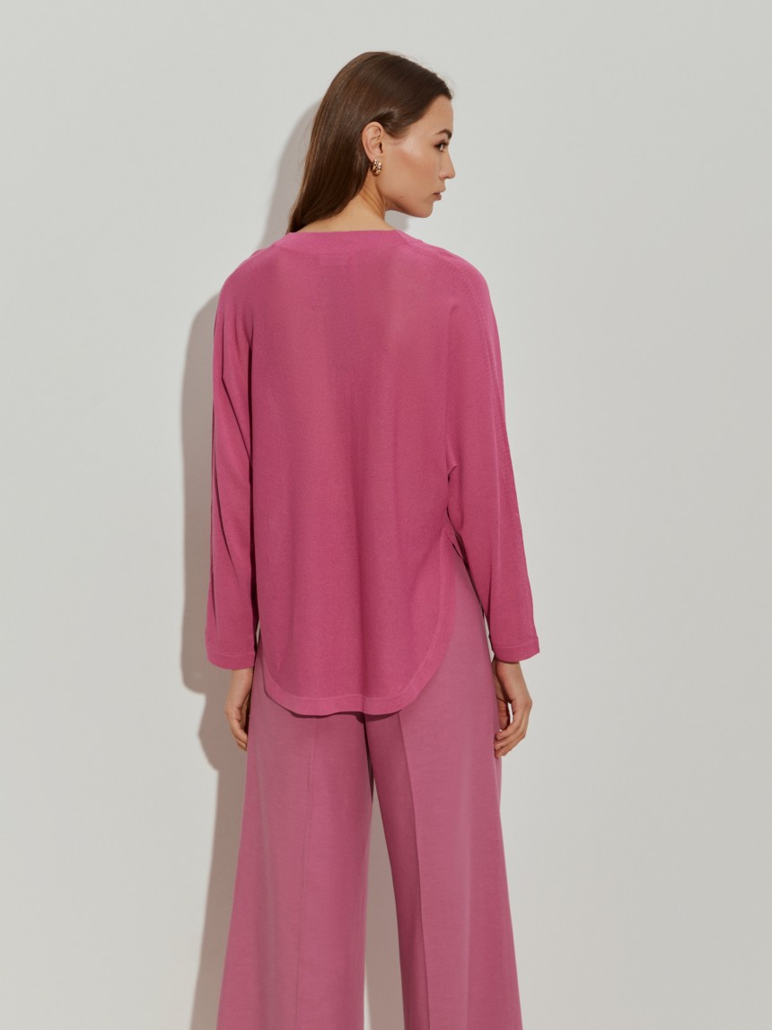 Camisola assimétrica decote em V