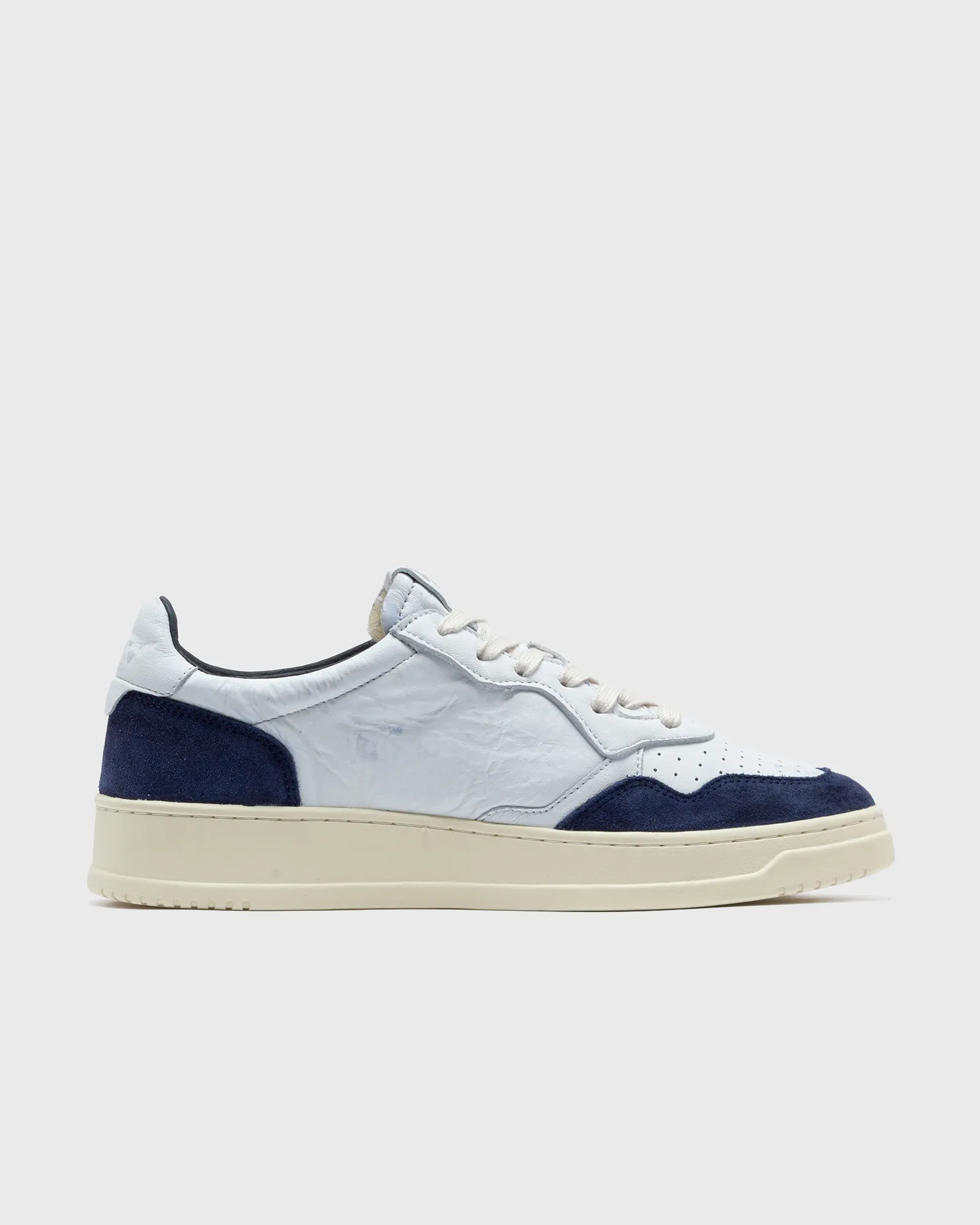 Autry Action Shoes MEDALIST LOW