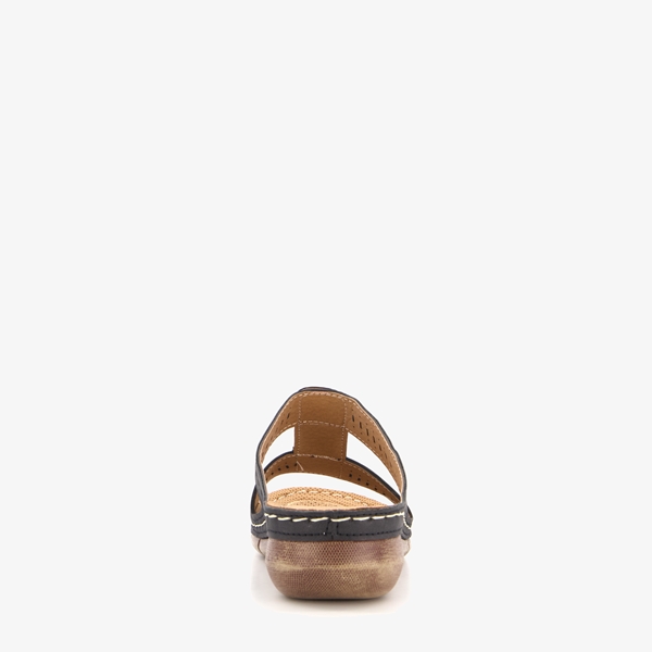 Blue Box dames slippers zwart met perforaties
