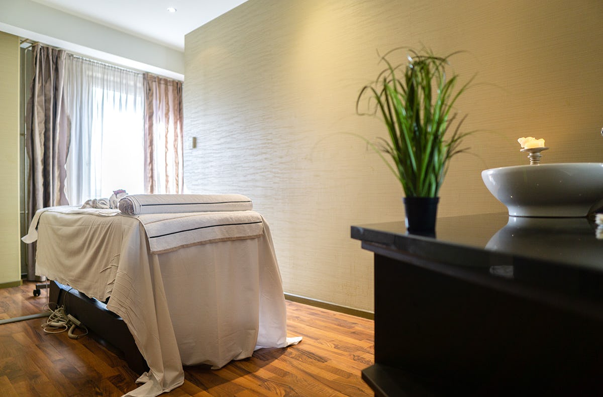 Aromaölmassage mit Spa Berlin Alexanderplatz