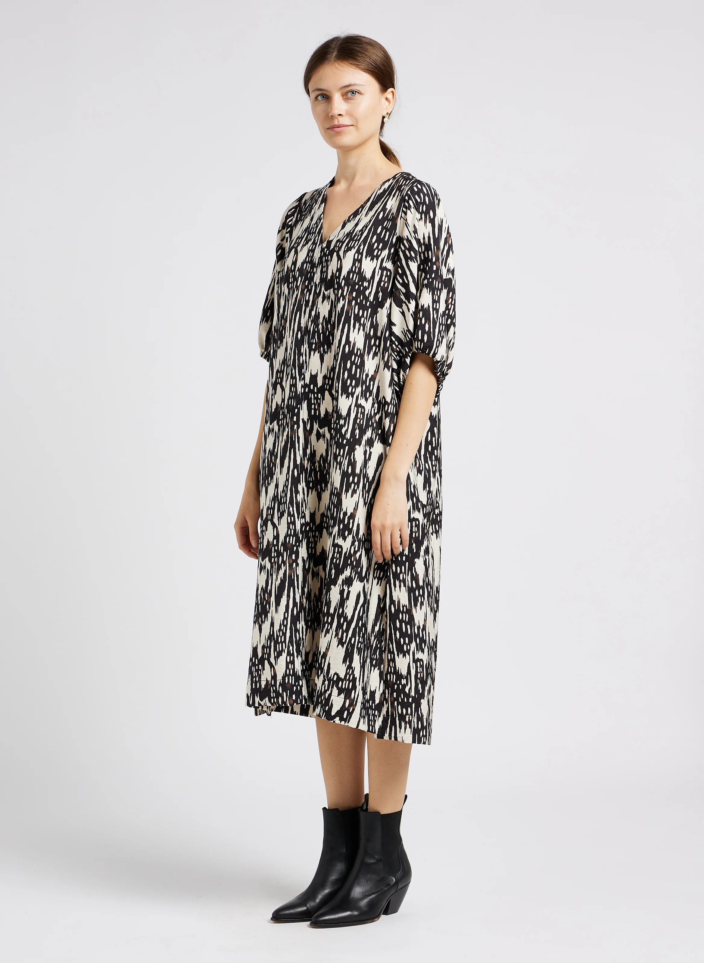 FANJA - Robe encolure V ample | Beige