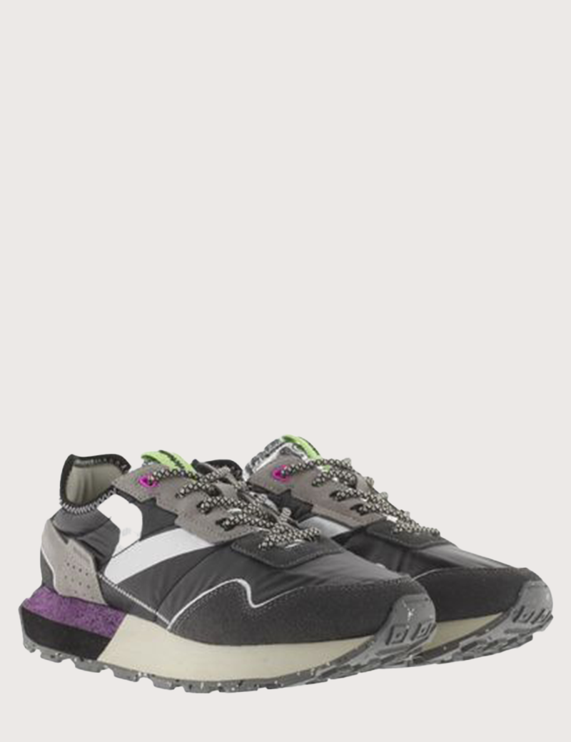 VICTORIA BASKETS FEMME WING EFFET METAL NOIR