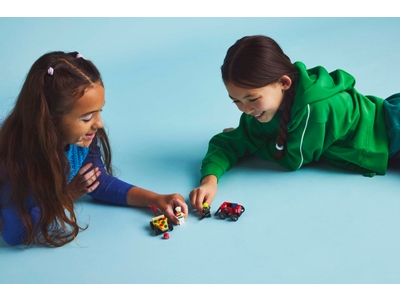 LEGO Raceautopakket: pizzabestelwagen vs. brandweerauto (60458)