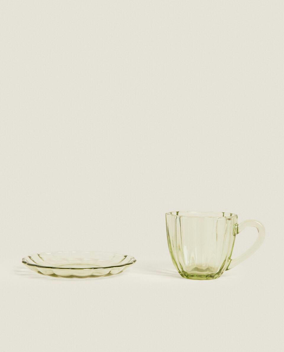 Conjunto de copos com design em relevo