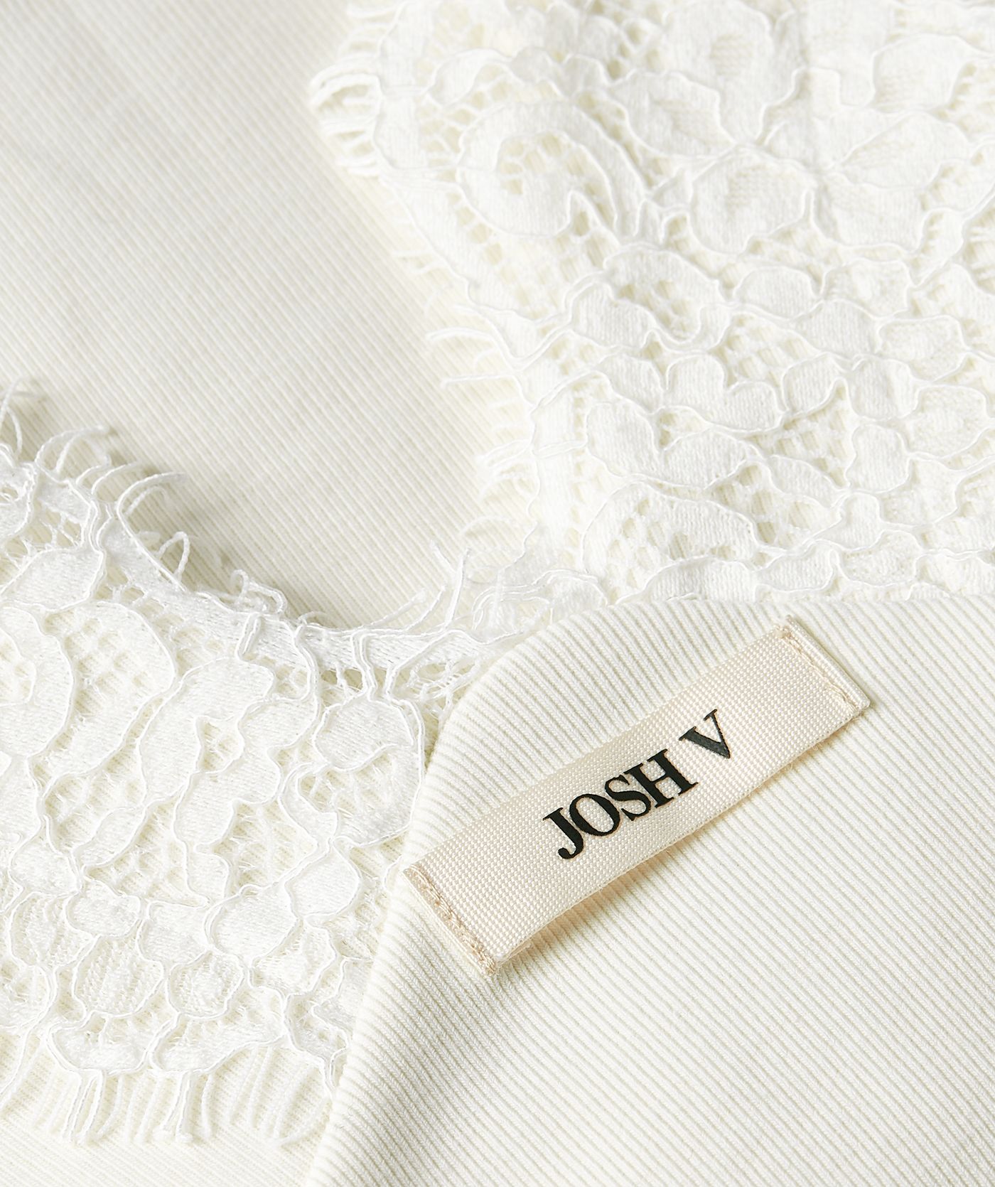JV-RIVER slim fit top met kant - creme white
