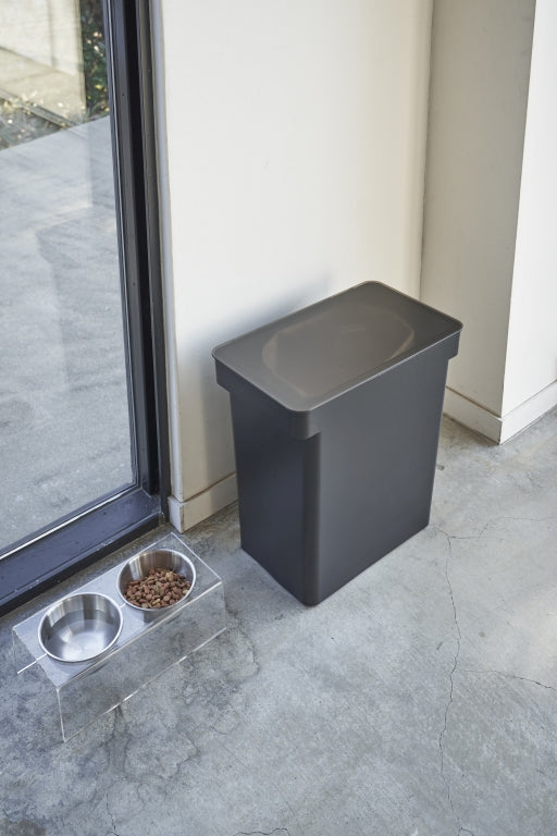 Yamazaki Huisdier Voedselcontainer (12kg) - Tower - Zwart