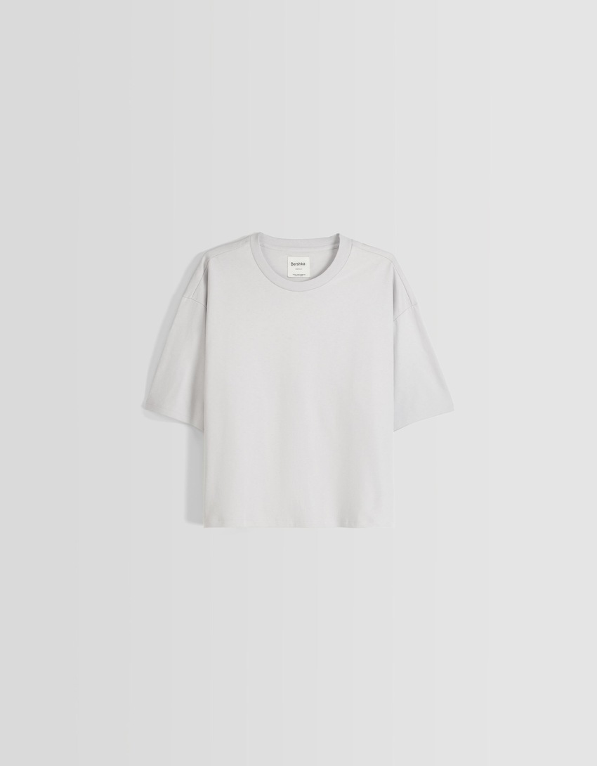Camiseta de manga curta com modelagem quadrada