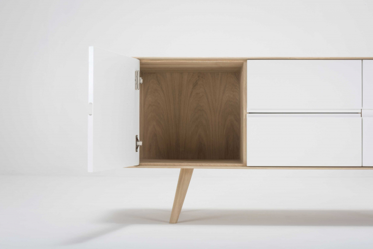 Gazzda Ena Dressoir 135x42x60 whitewash