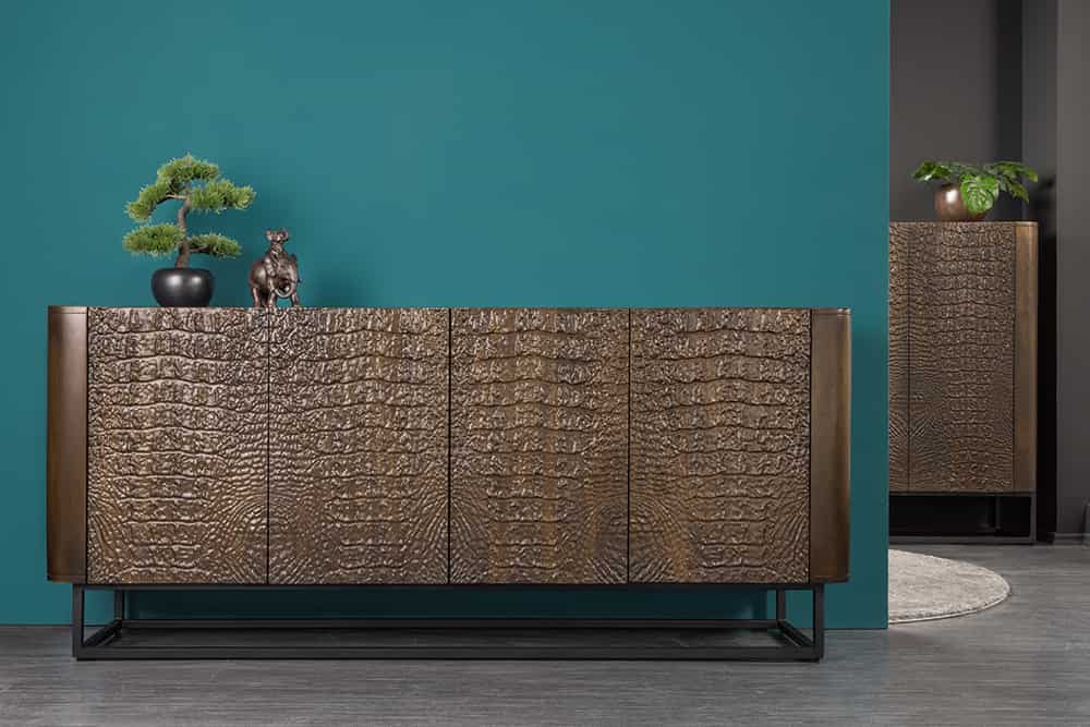 Handgefertigtes Sideboard CROCO 180cm gold braun Mangoholz mit 3D Schnitzereien massiv schwarz Metall
