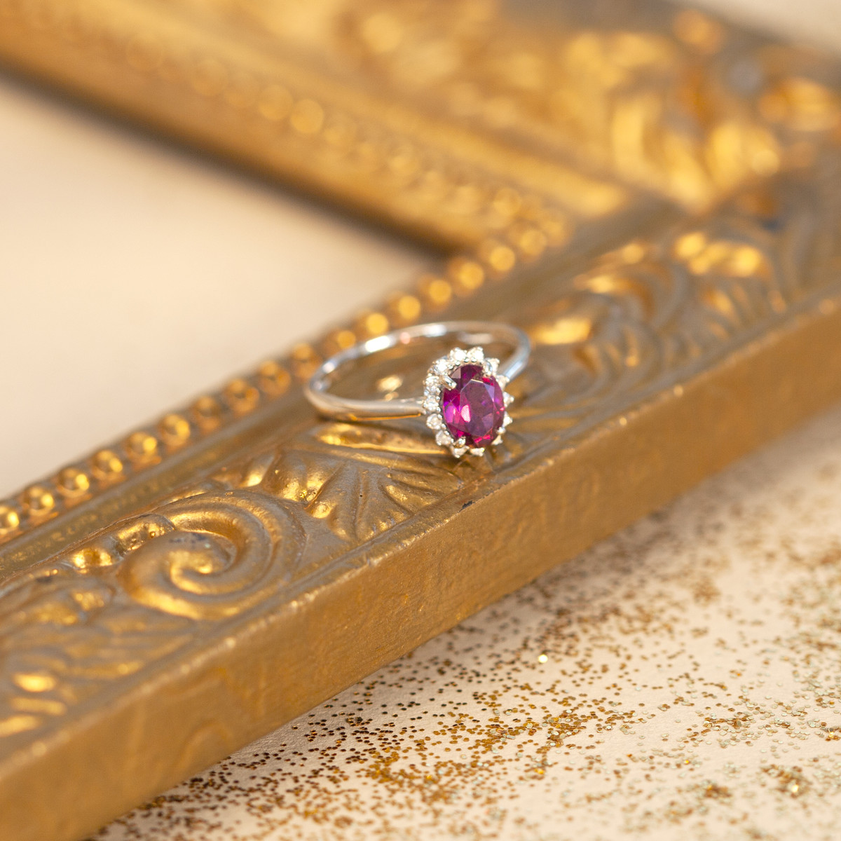 Bague argent grenat rhodolite ovale et diamants