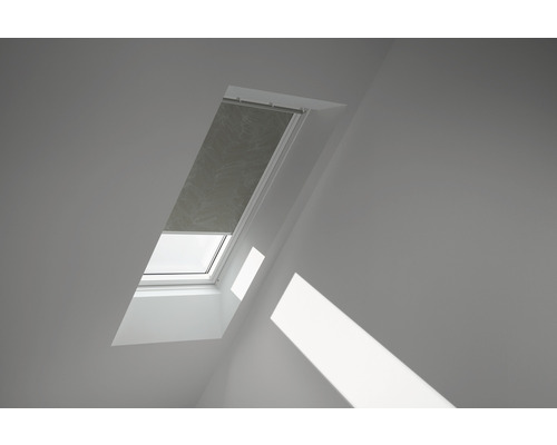 VELUX verduisterend rolgordijn, olijfgroen gestippeld, handmatig, aluminium frame, DKL C02 4575S