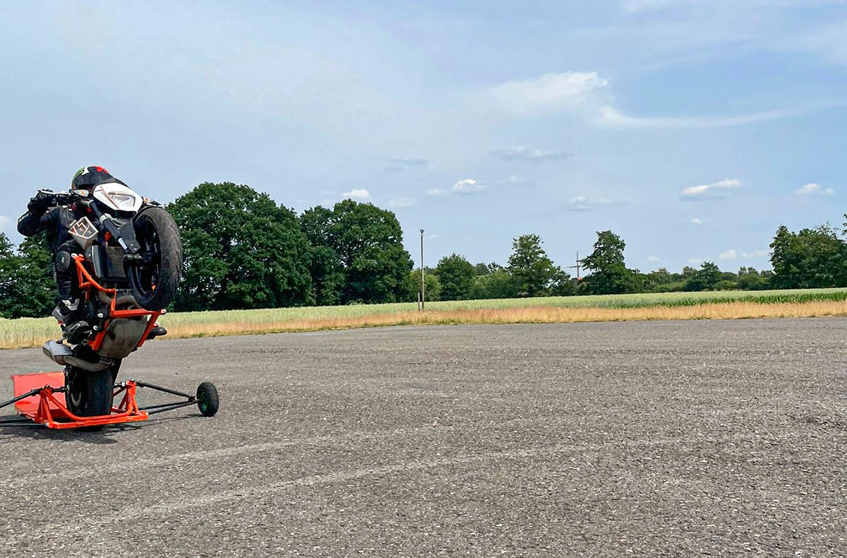 Motorrad Stunt Training Lübbecke