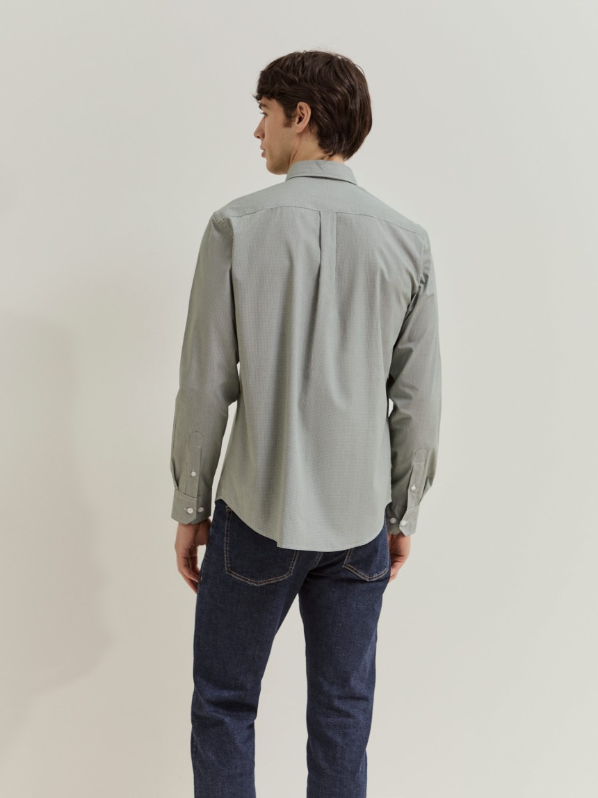 Camisa regular fit com micropadrão