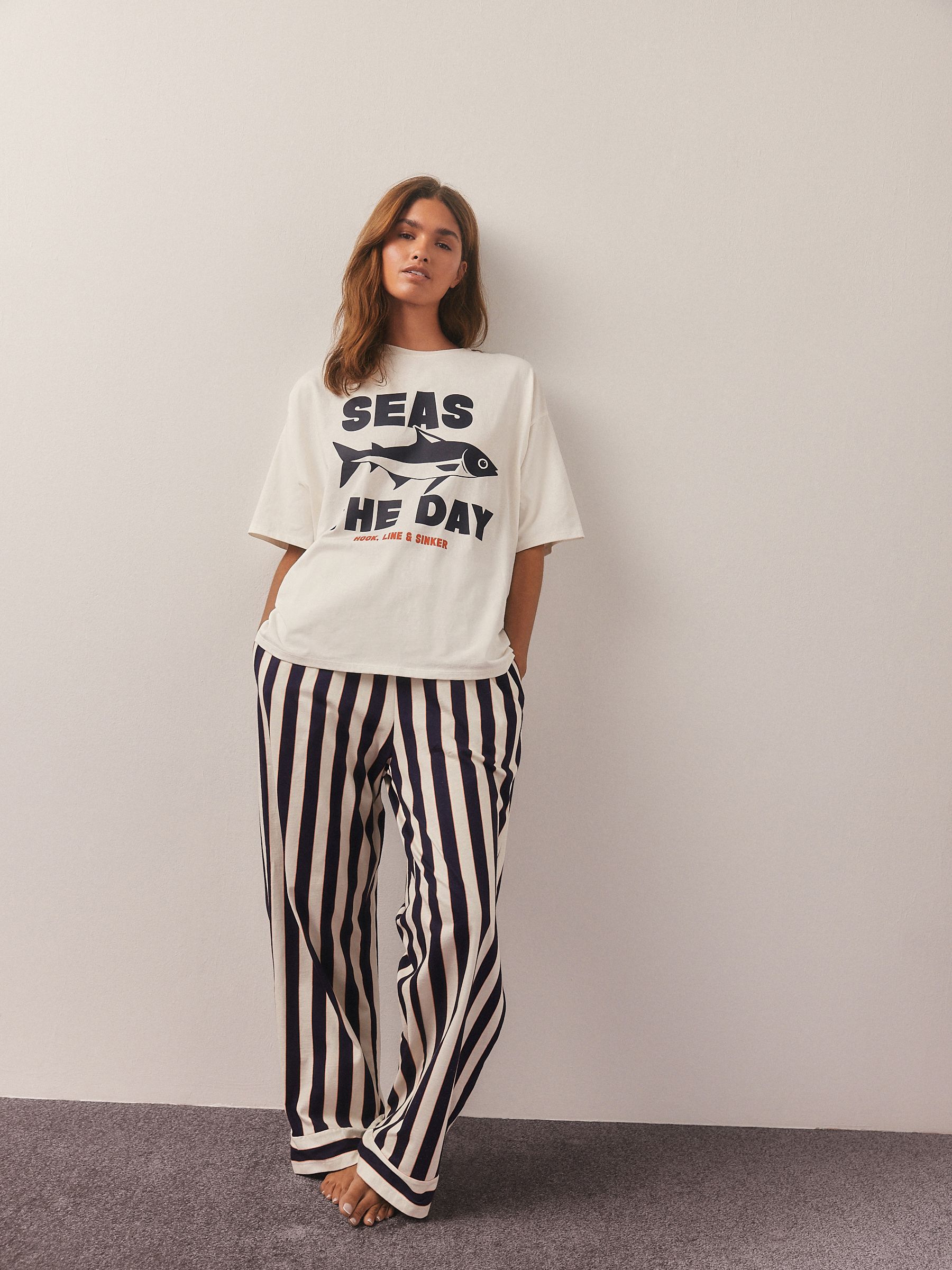 Marineblauwe vis met Strepen - Tricot pyjama met korte mouwen