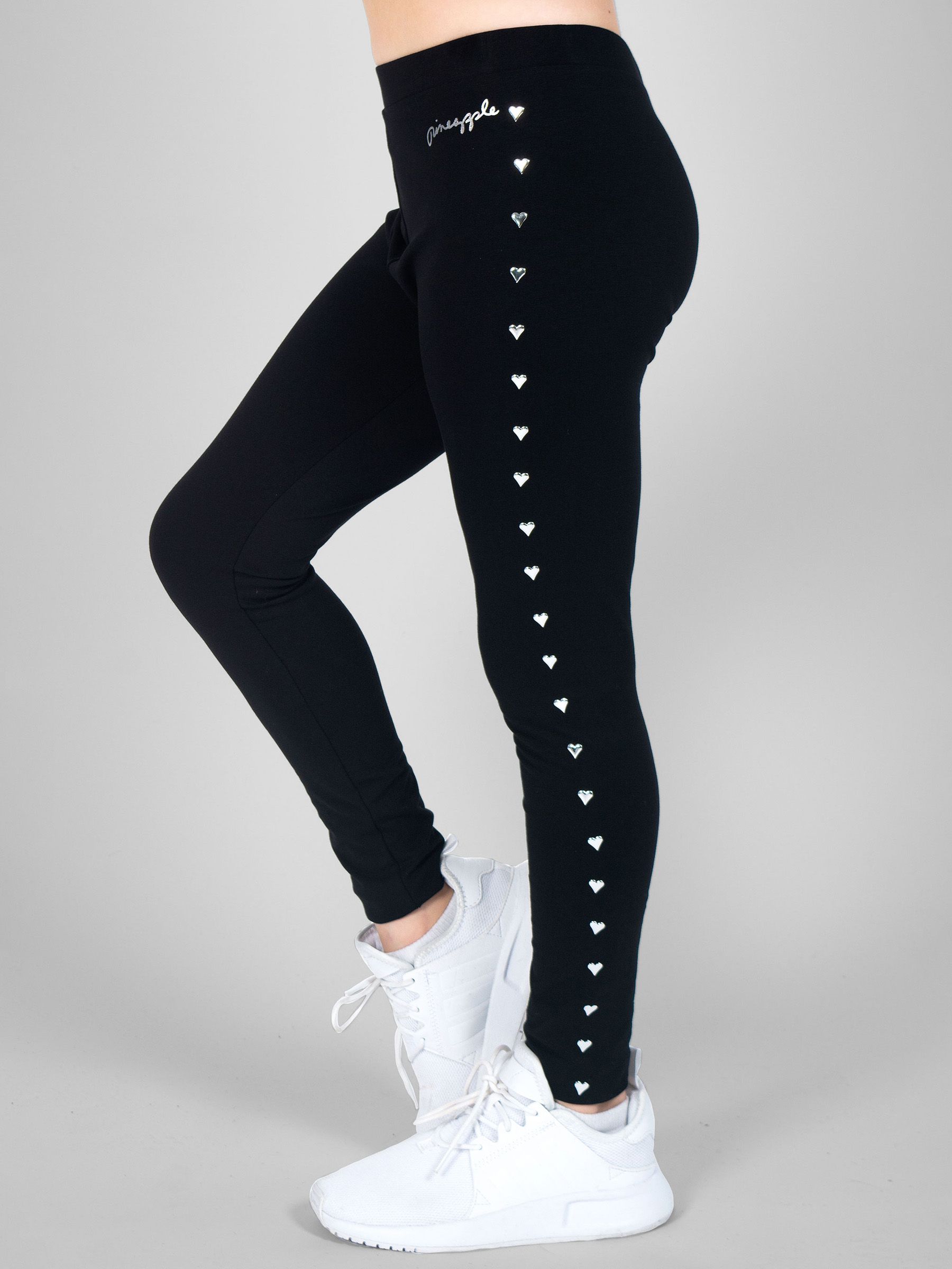 Zwart - Legging met hartvormige studs