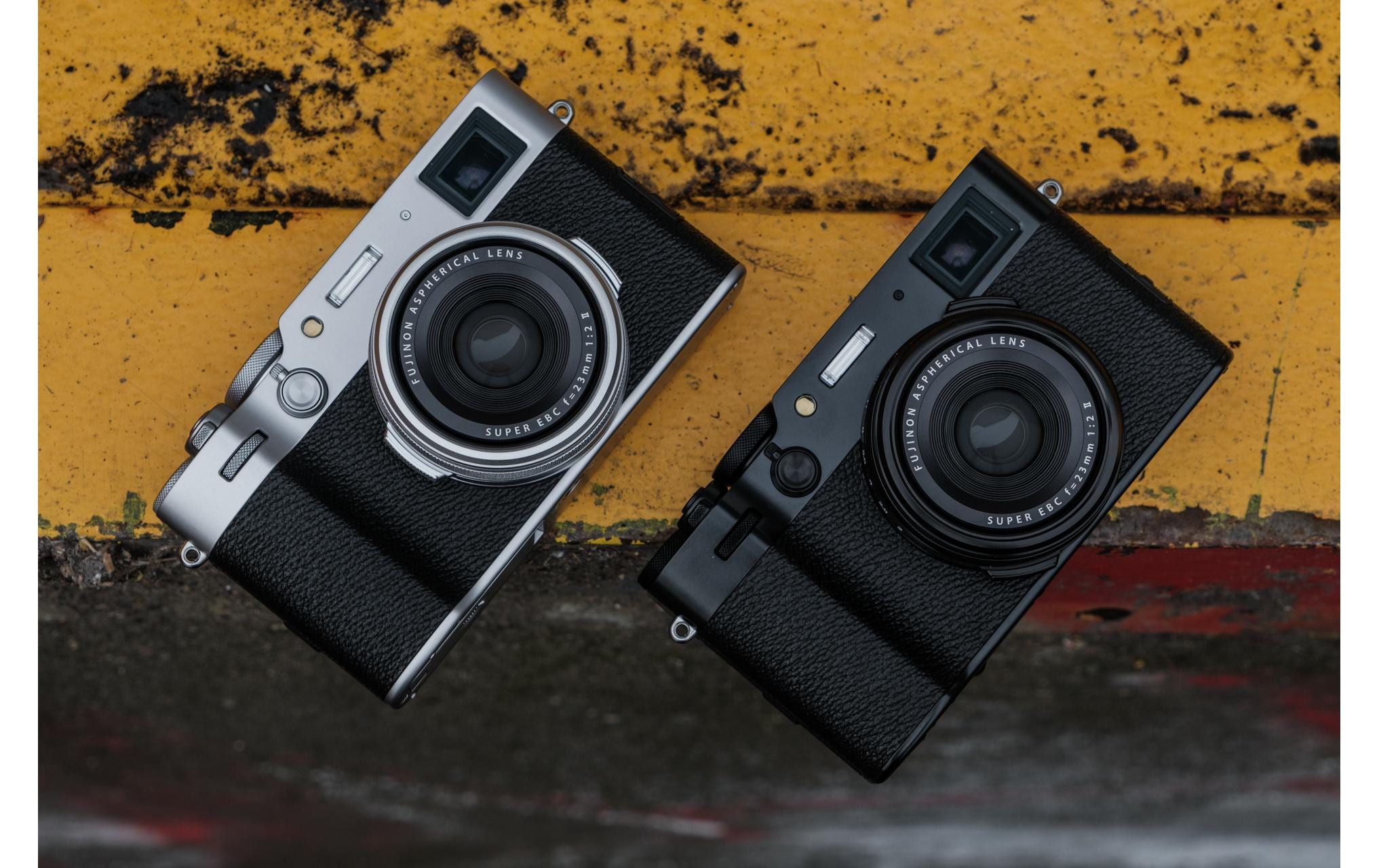 Fotokamera X100VI Silber<br>Kompakte Digitalkamera mit anspruchsvollem Design und intuitiver Bedienbarkeit