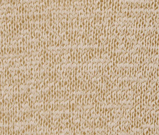 Sommerlicher Strickpullover aus Bändchengarn