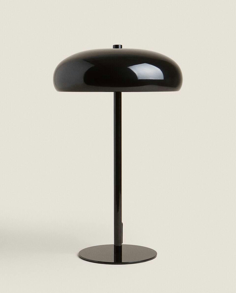 LUMINÁRIA MONOCROMÁTICA GRANDE