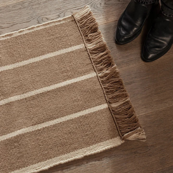 Ferm Living - Calm Kelim Fussmatte, 50 x 70 cm, off-white / coffee