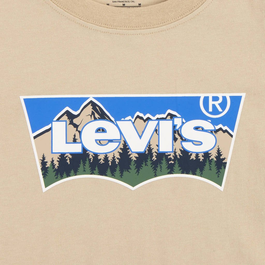 Levi's T-shirt FORESTED MOUNTAINS BATWING met logo beige