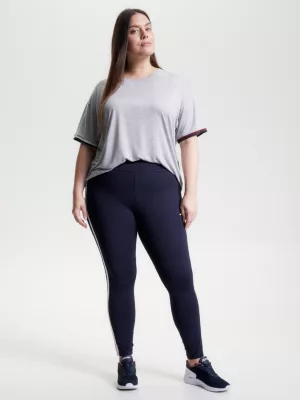 Camiseta Curve Sport com Fita Contrastante e Corte Relaxado