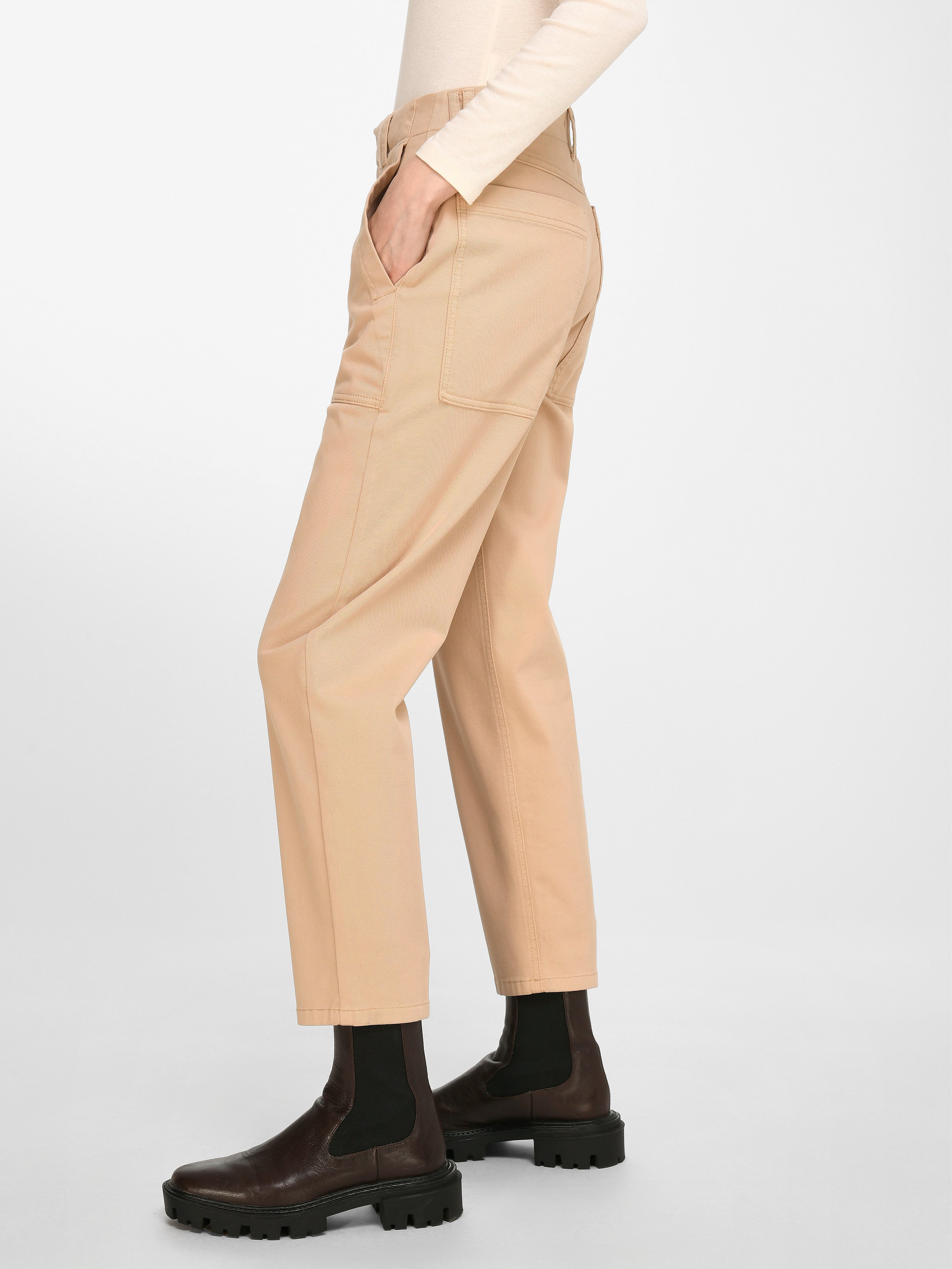 Knöchellange Feminine Fit-Hose