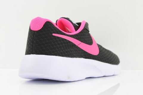 Nike Sneaker