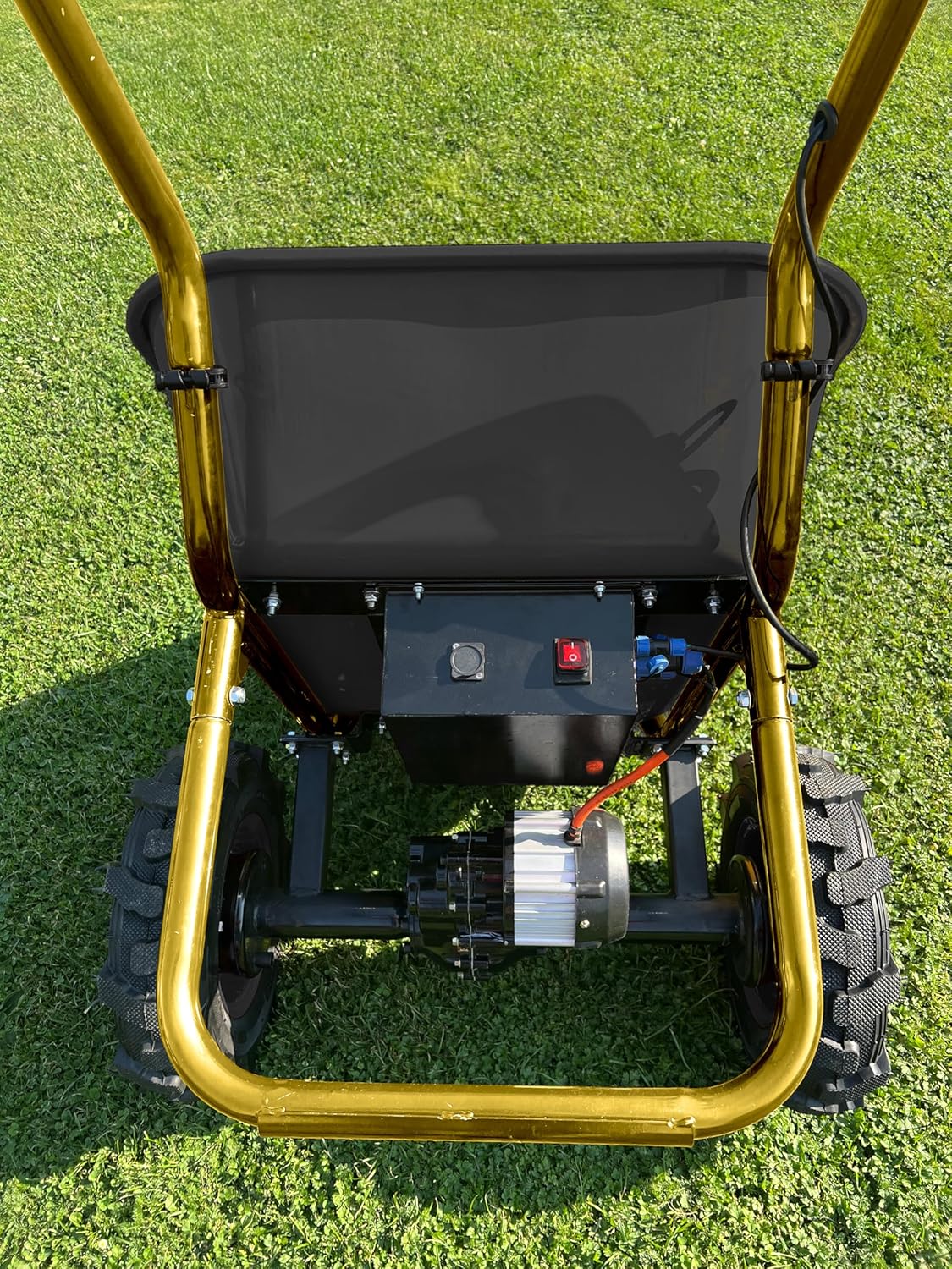 Akku Schubkarre ESK260TWIN Doppelachser max. 260kg 100L Wanne 500 Watt Vorwärts/Rückwärts