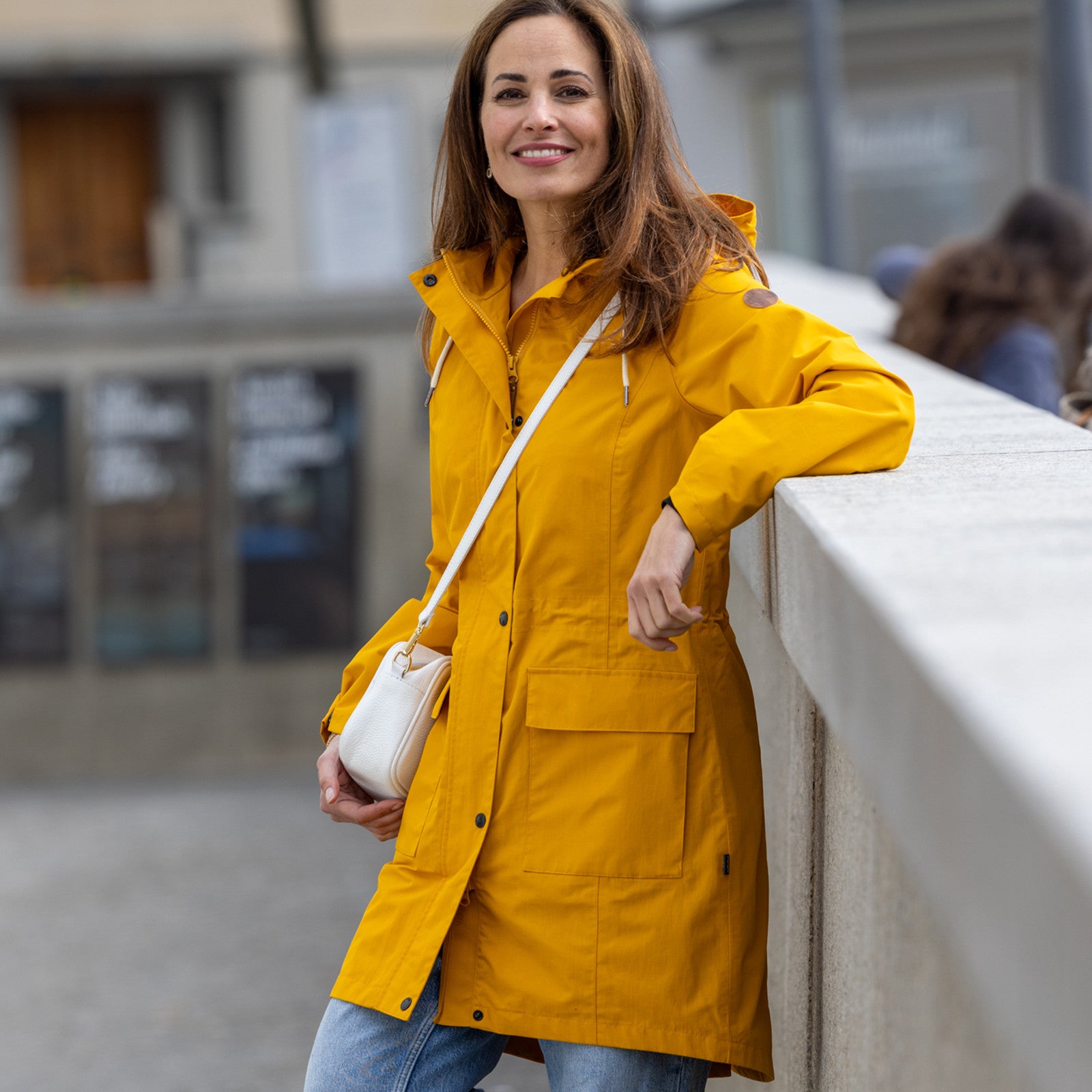 Frauen Regenmantel Letti golden yellow