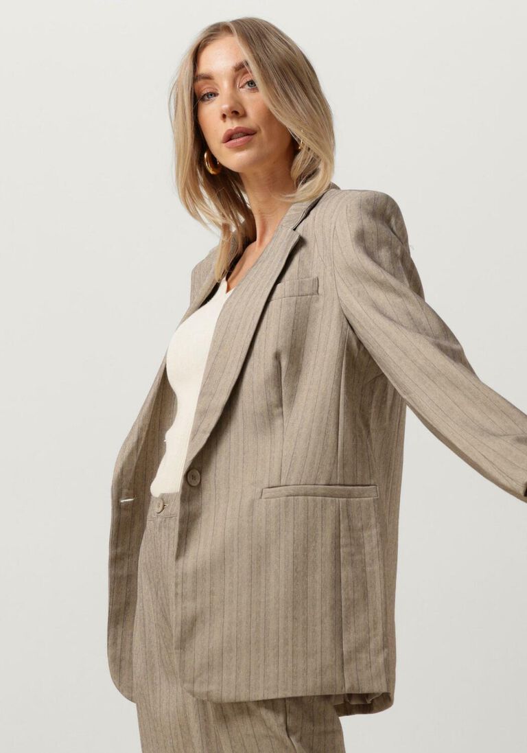 MOVES beige moves blazer daizy