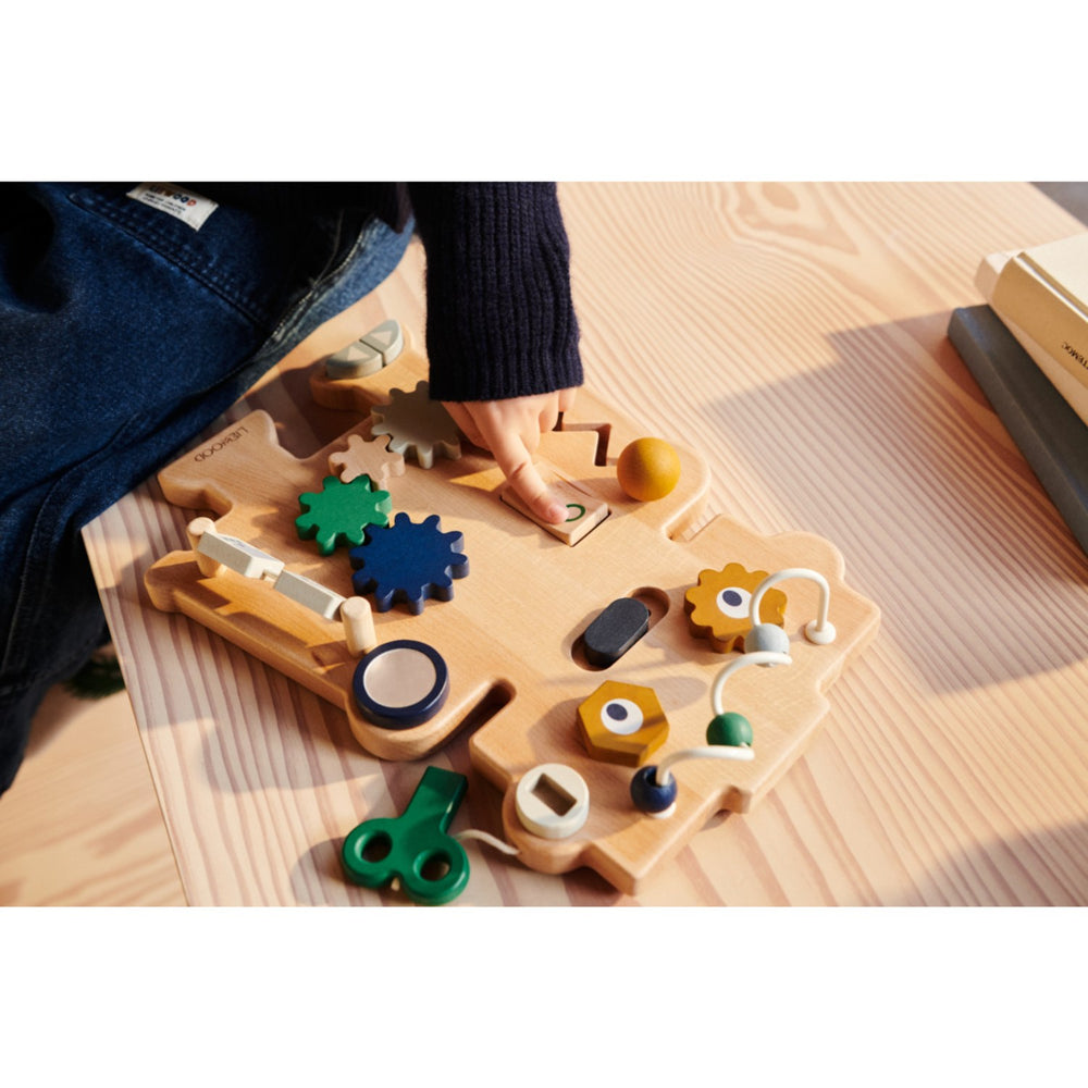Køb LIEWOOD Indigo Blue Multi Mix Carola Robot Aktivitetstavle