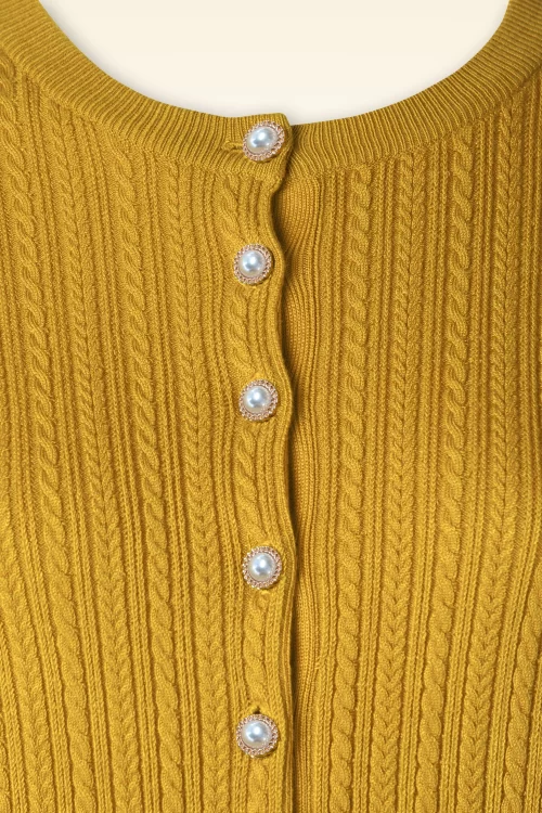 Vixen Vintage pearl button cardigan in mosterdgeel