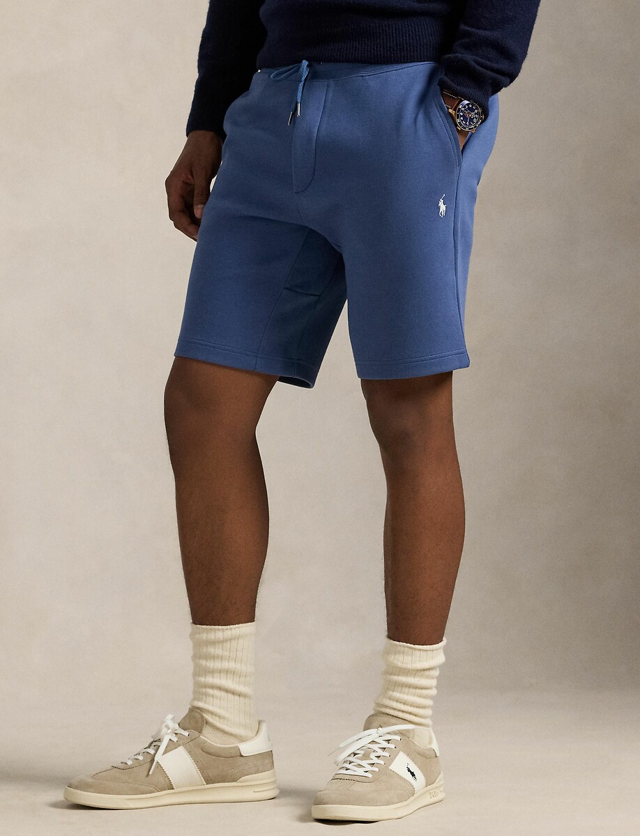 POLO RALPH LAUREN<br>Shorts em tecido de malha dupla, com logotipo bordado