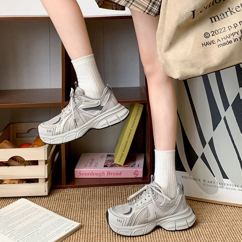 SouthBay Shoes - Platform Mesh Panel Veterschoenen