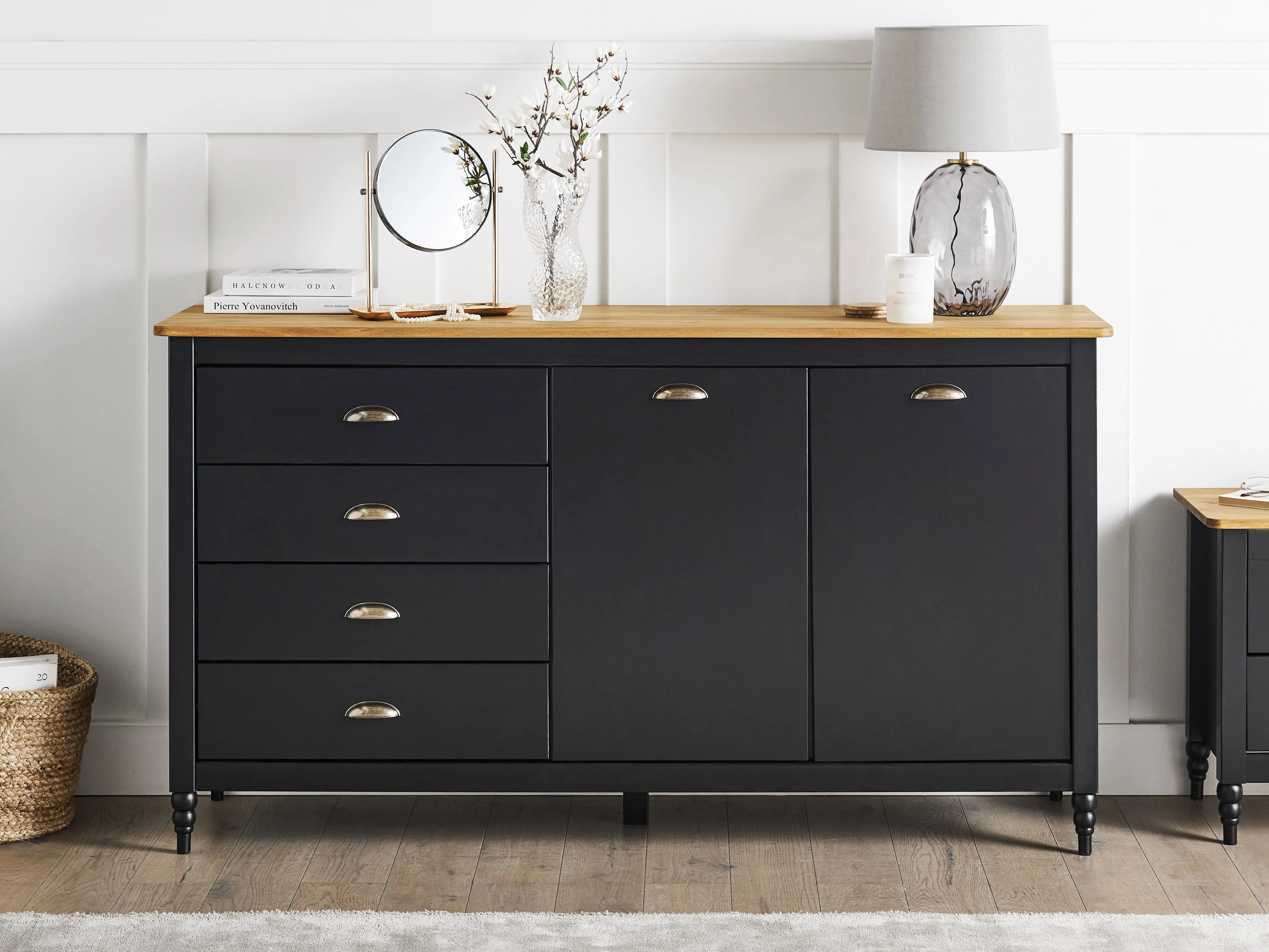 Dressoir met 2 deuren SHILLINGTON Dennenhout Zwart