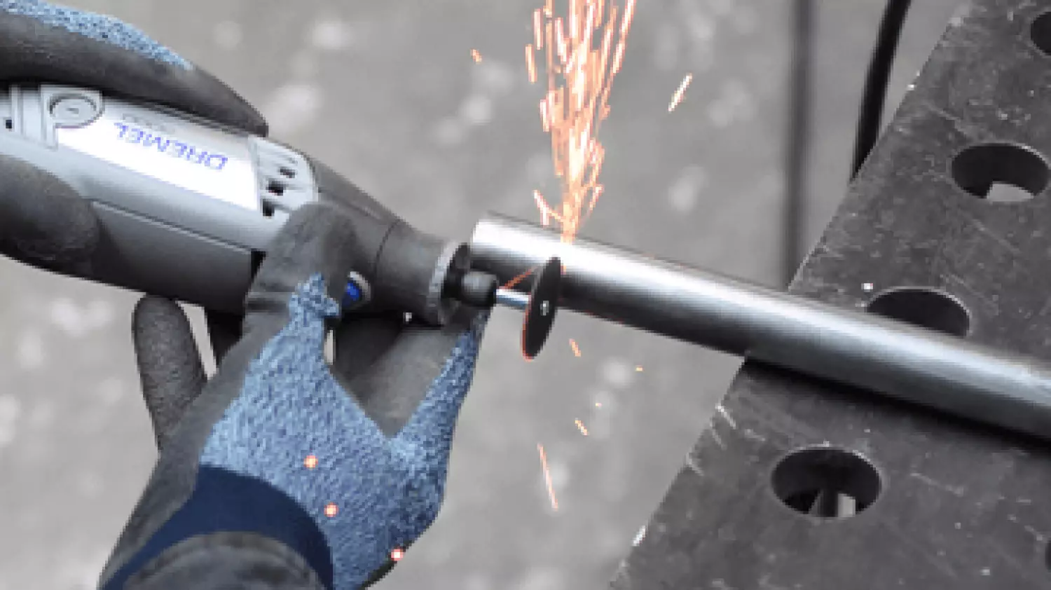 Dremel 3000 Elektrische Multitool   15 delige accessoireset in etui