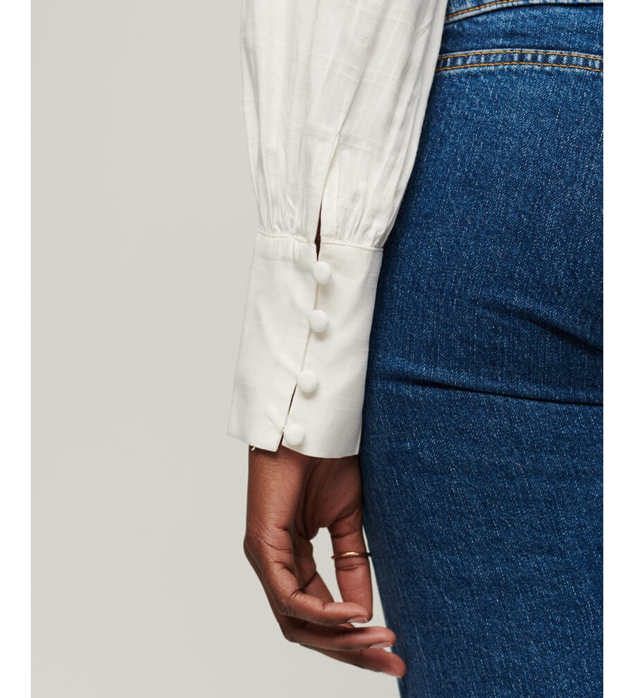 Blusa Superdry Studios em renda branca