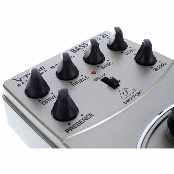 Behringer V-Tone Bass BDI21 Analog Modeling Preamp