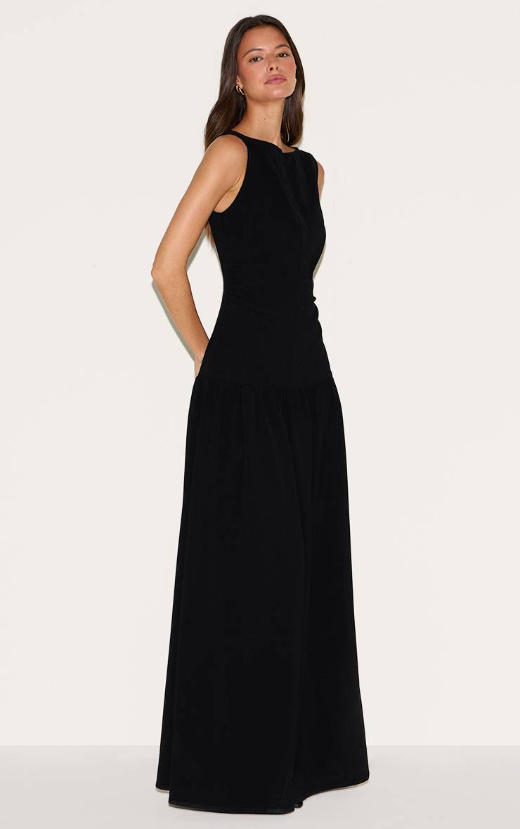 Noir Robe Maxi À Taille Basse Avec Boutons En Tissu Tissé