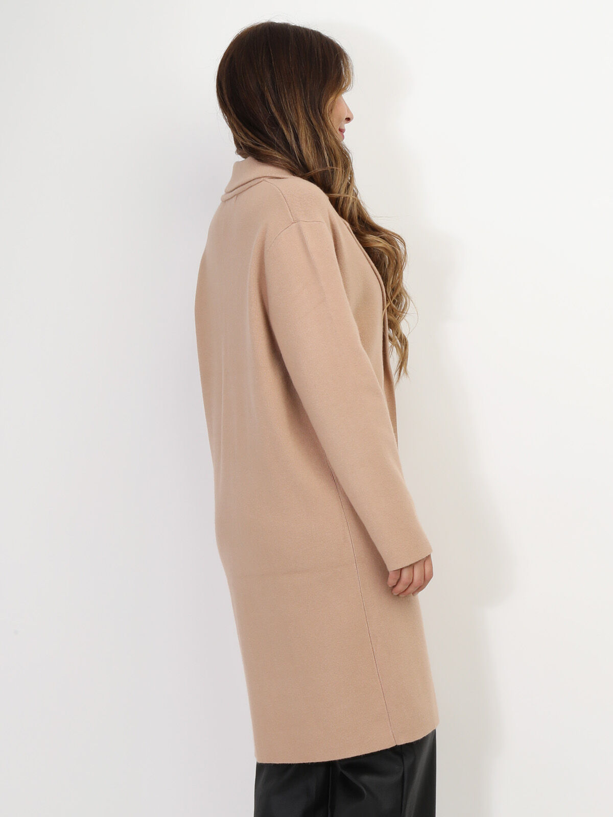 Gilet mi-long avec poches et revers de col- Camel