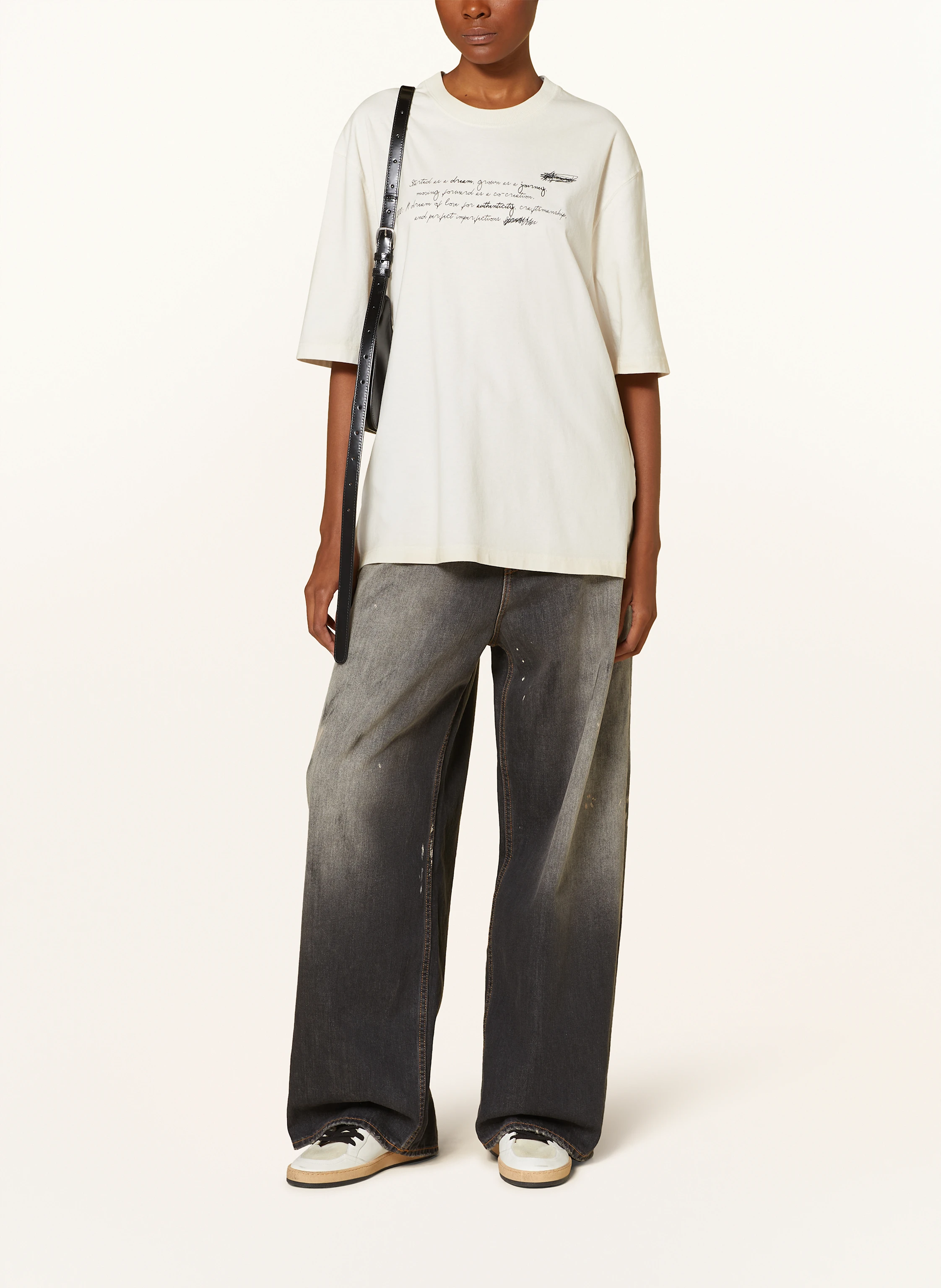 GOLDEN GOOSE T-Shirt JOURNEY