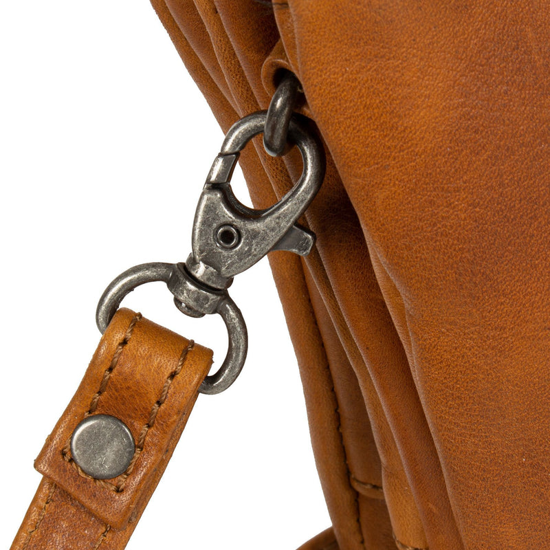 Justified Nynke Schoudertas 3 Vaks Cognac