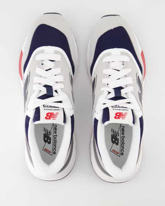 New Balance 997 Sneaker in Grau