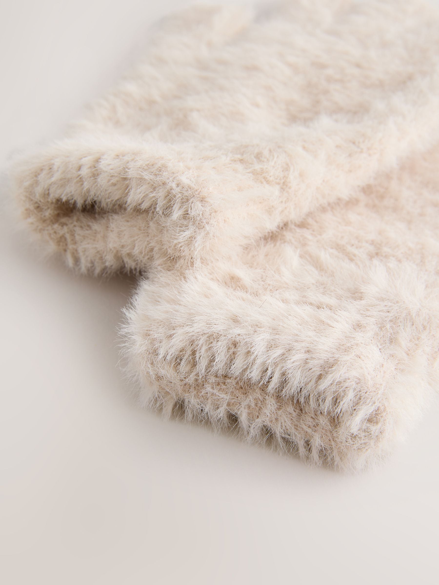 Crème - Pluizige handschoenen (3-16jaar)