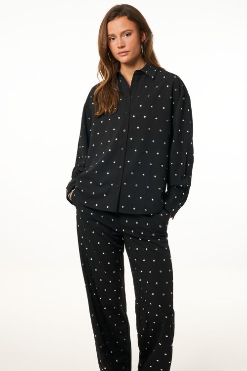 Zwarte pantalon met zilverkleurige studs