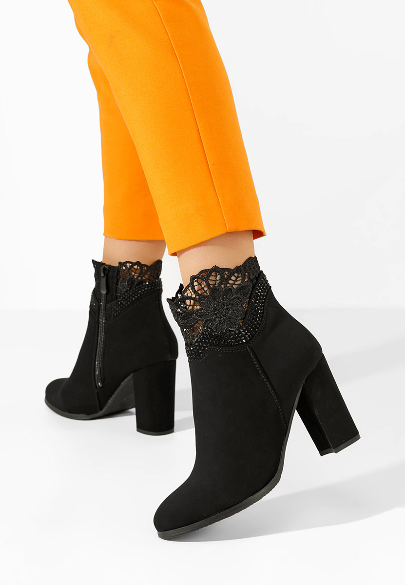 Bottines à gros talon noires Keylah